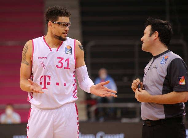 维奇在赛后 维奇在赛后