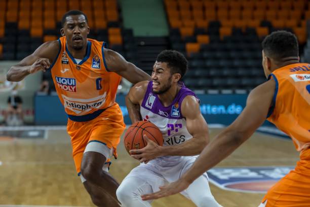 埃弗顿完成 埃弗顿完成