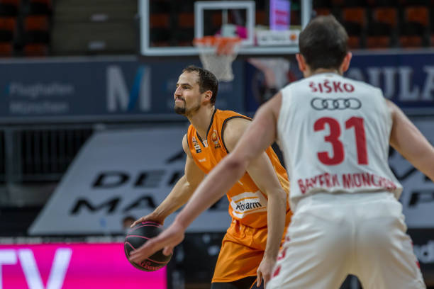 卡明斯基头 卡明斯基头